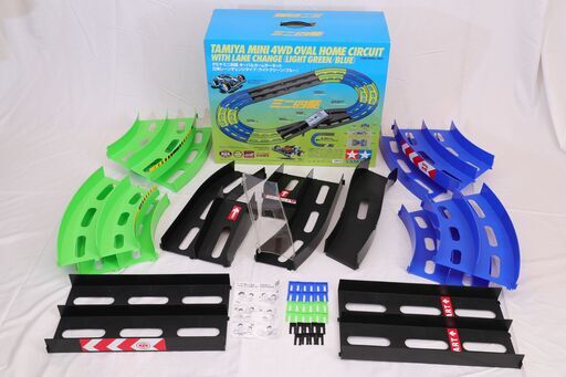 タミヤ　ミニ四駆 オーバルホームサーキット 立体レーンチェンジタイプ