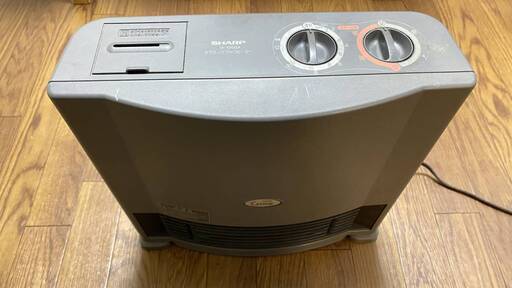 【値下げしました】SHARP シャープ セラミックファンヒーター HX-120GX 加湿器