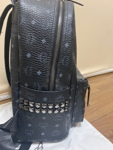 MCM バックパック　ブラックMサイズ