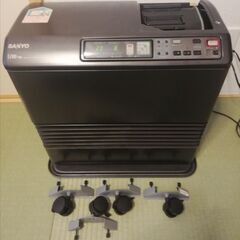 ファンヒーター用キャスター車輪♪ファンヒーターは別出品中