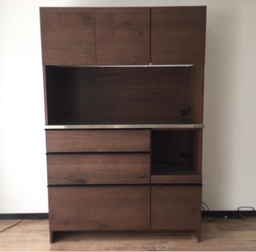 クラッシュゲート購入　食器棚