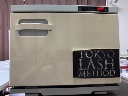 ホットキャビ中型（タオルウォーマー）