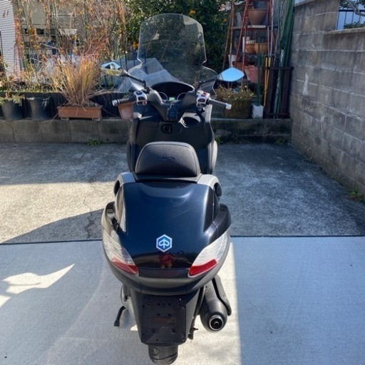 なかなか出ません！普通車免許で乗れます！ピアジオMP3  エンジンはかかりますが要修理