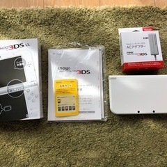 【美品】NEW 任天堂　3DS LL パールホワイト