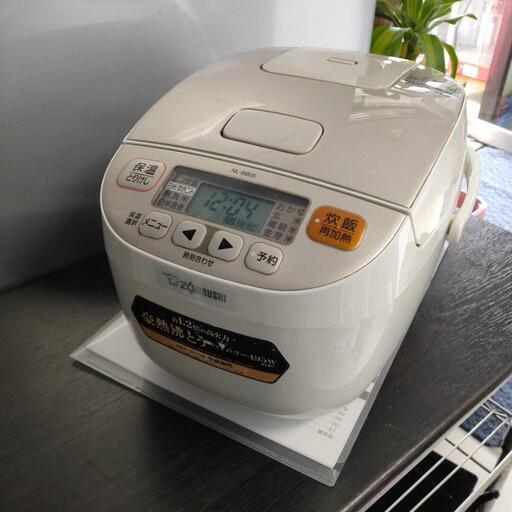 ■中古品 ZOJIRUSHI 象印 3合炊き炊飯器 NL-BB05 2017年 ◎