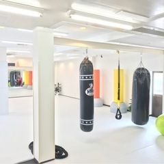 キックボクシングジム ◾︎事務受付スタッフ募集  【時給950円】