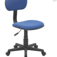 キャスター付きの椅子　背もたれ無しの画像