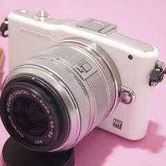 ミラーレス一眼　カメラ　OLYMPUS☆オリンパス　PEN E-PM1
の画像