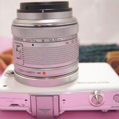 ミラーレス一眼　カメラ　OLYMPUS☆オリンパス　PEN E-PM1
の画像