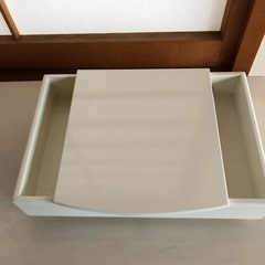 化粧品入れ