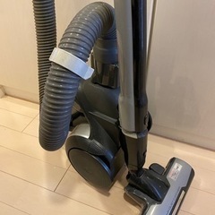 パナソニックサイクロン掃除機定価四万円