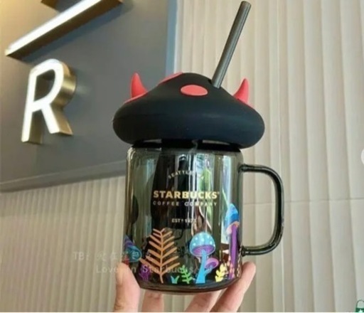 【海外限定　日本未発売】スターバックス  ハロウィン キノコ ストローカップ