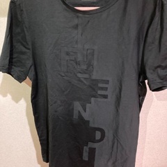 FENDI ティシャツ