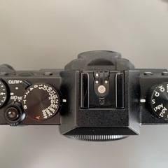 Fujifilm X-T30 ボディ　黒レザーストラップおまけの画像