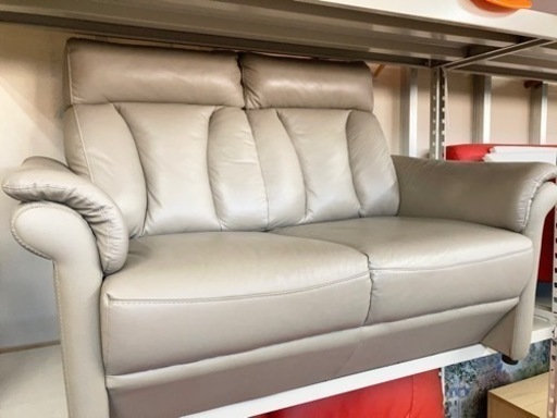 ニトリ　2人掛けソファ　16