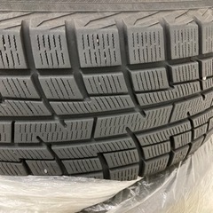 スタッドレスタイヤ　4本セット　プリウスに使用。の画像