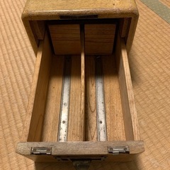 レトロな箱の画像