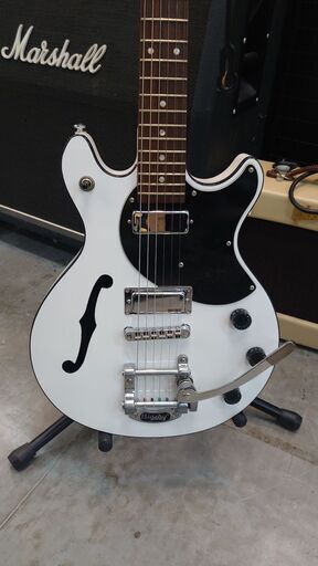 お値下げしました【Daisy Rock Retro-H DE LUXE】エレキギター販売中！