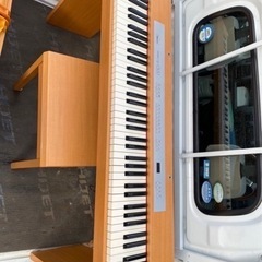 電子ピアノの画像