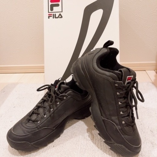 人気のFILA ディスラプター2