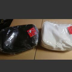 新品未使用品！ハローキティポーチお揃いセットの画像