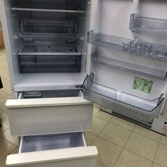 【店頭にて御購入くださいませ】人気サイズ272l　3ドア冷凍冷蔵庫　AQUA   AQR-27G  中古良品の画像