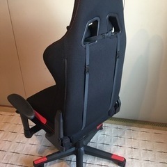 ゲーミングチェア　GTRACINGの画像