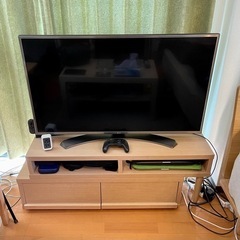 【ニトリ】テレビ台　薄型伸長式　幅105〜196cmの画像