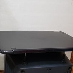 ブラウン管テレビの上に置いて平らにできる棚の画像