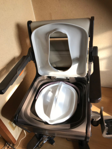 値下げしました！美品！Panasonic 介護用ポータブルトイレ
