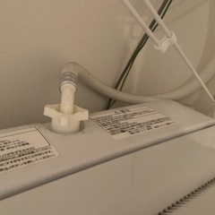 洗濯機&こたつ机の画像