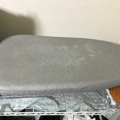 小さいアイロン台　0円
