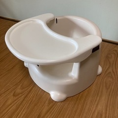 リッチェル　ベビーチェア　ベルト/台座欠品