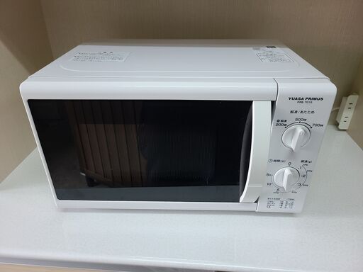 【リサイクルショップどりーむ天保山店】●323●　☆新生活応援☆　ユアサ　電子レンジ　2016年製　PRE-701S　ターンテーブルタイプ