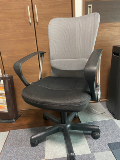 オフィス向けチェア メッシュ 昇降式 タイヤ付き 中古