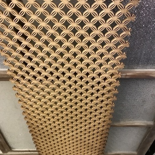 欄間　幾何学模様　細工　工芸　DIY 装飾部品に切って使える