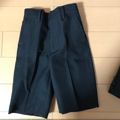 子供用スーツの画像
