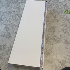新品未使用　建材　厚み3cm カラー化粧棚板　化粧板　4枚セットの画像