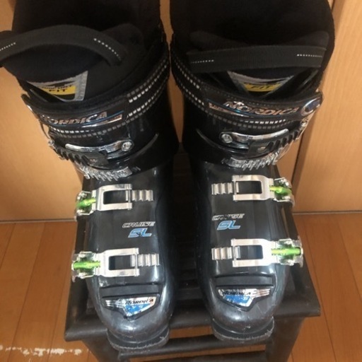 【NORDICA】スキーブーツ