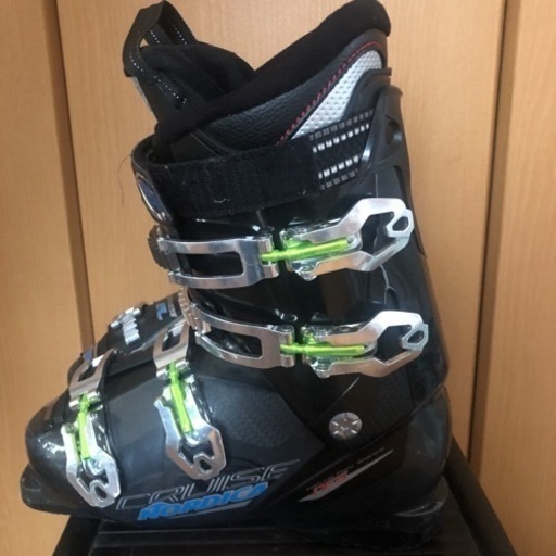【NORDICA】スキーブーツ