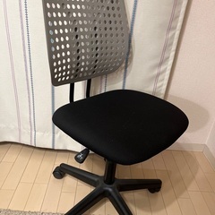ニトリ　デスクチェアの画像
