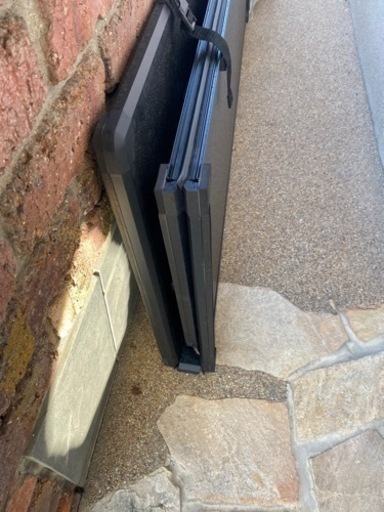 トヨタ　ハイラックス　トノカバー