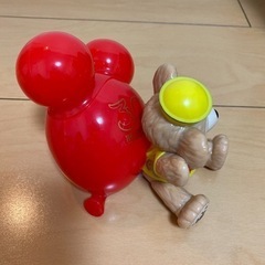 Disney ダッフィー　小物入れの画像