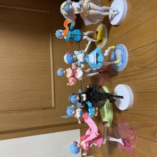 レム フィギュア8体