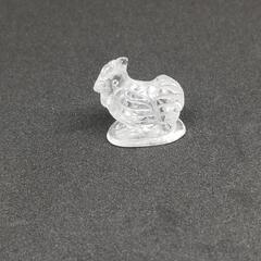 水晶　鶏の置物
