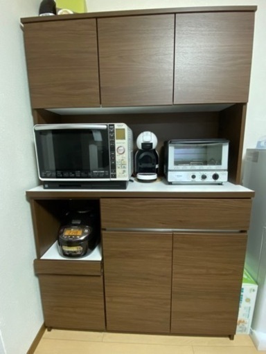 値下げしました！美品!!食器棚3/18まで！