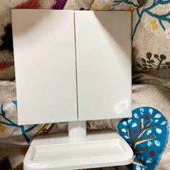 ニトリ化粧鏡   金沢笠舞二丁目   100円の画像