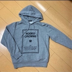 ロデオクラウン　パーカー