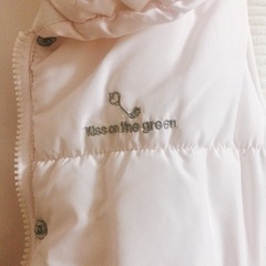 ゴルフウェア ダウンベスト キスオンザグリーンの画像