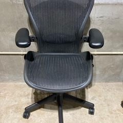 ハーマンミラー アーロンチェア Bサイズ グラファイト Herman Miller Aeron 